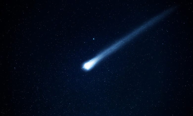 Comet With 500,000 Miles Long Tail Will Fly by Earth and You Will Be Able to See It