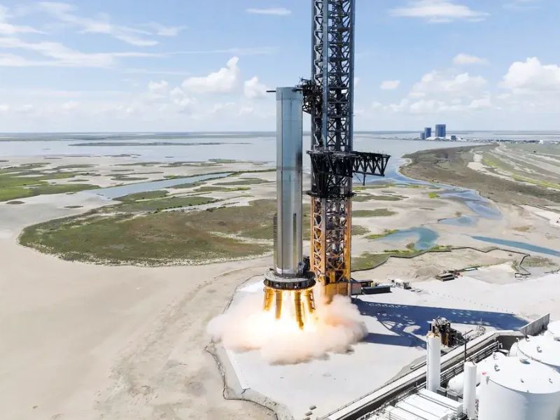 SpaceX’s Starship Super Heavy is One Crucial Step Closer to Sending Humans to Mars