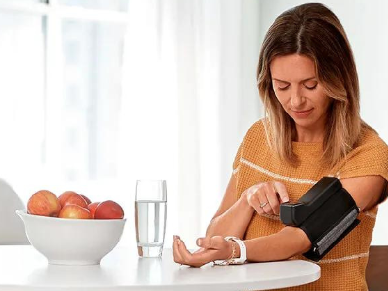 Garmin’s First Attempt at a Smart Blood Pressure Monitor