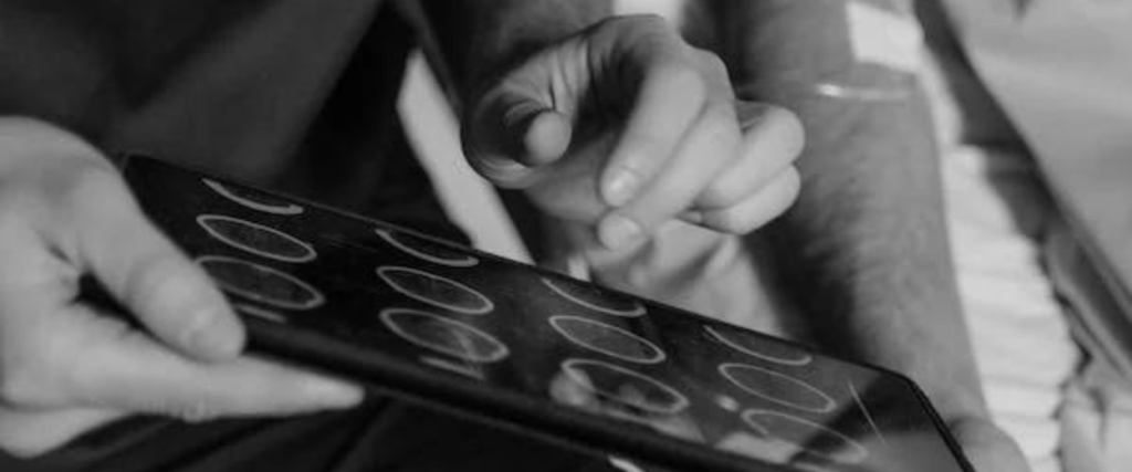 Doctors discussing on the brain X Ray