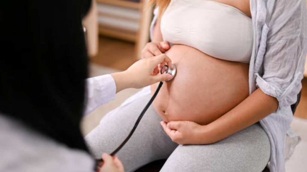 A University of Canterbury expert in geospatial and population health has conducted research revealing deficiencies in the countrywide data that monitors rates of immunization among mothers. 