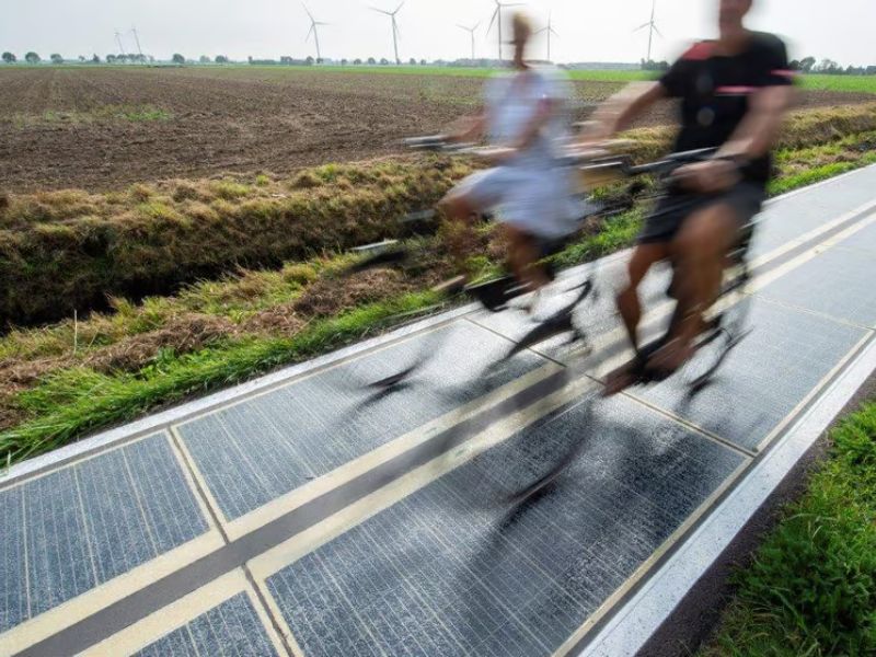 Dutch Provinces Utilize Solar  Cycle Paths for Renewable Energy