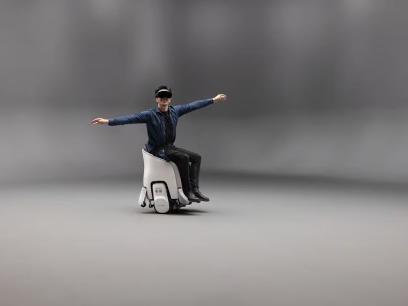 Experience Omnidirectional Floating with Honda’s XR Demo