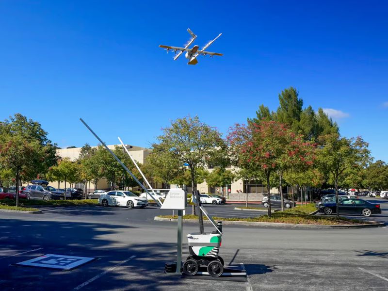 Robot-to-Drone Food Deliveries Launch in Dallas