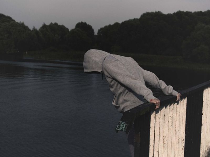 Brain Pathway May Explain Higher Depression Rates in Teen Girls