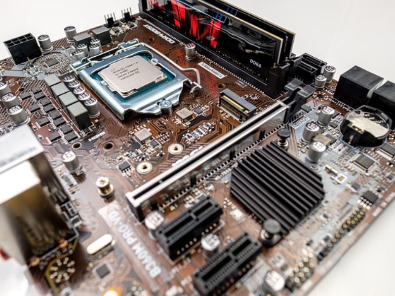 Transforming Waste Into Value: The Way Microwaves Are Changing The Game In E-Waste Recycling