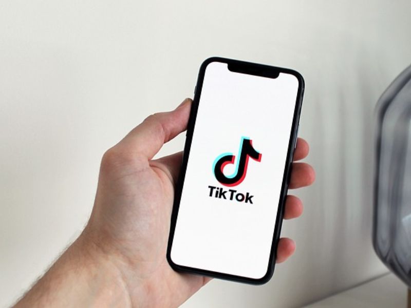 Trump Expected to Postpone TikTok Ban with Another Extension