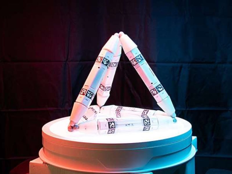 Robots Can now Grow and Self-Repair using Parts From other Machines