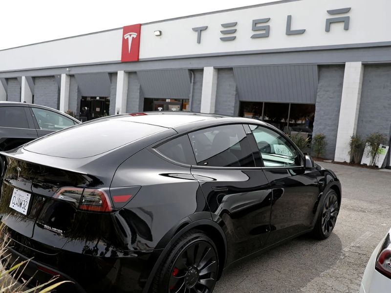 Tesla is Redesigning Door Handles After a Safety Probe, Bloomberg Reports