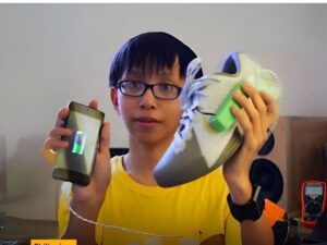 15-Year-Old Filipino Creates Phone-Charging Shoes