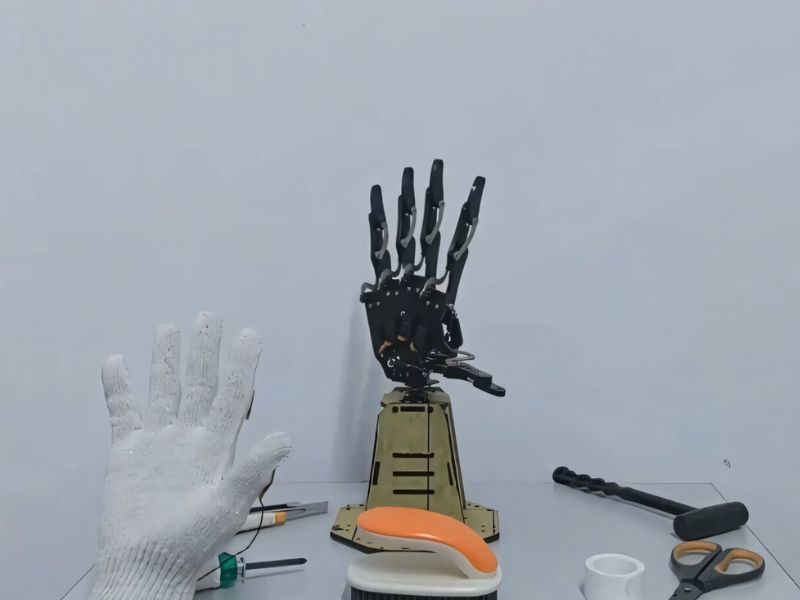 A research team led in part by Huanyu “Larry” Cheng, James L. Henderson Jr. Memorial Associate Professor of Engineering Science and Mechanics at Penn State, is developing a highly sensitive electronic “skin” for robots and prosthetic limbs using pressure sensors—tiny, paperclip-sized devices capable of measuring force across a surface.