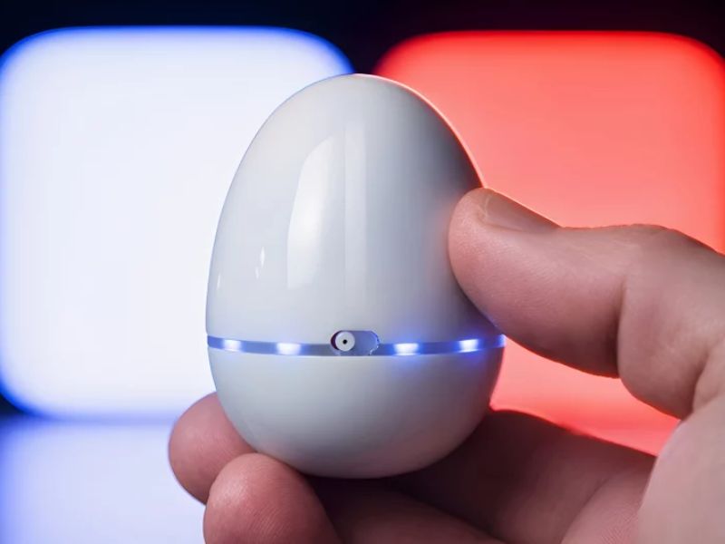 Engineers have spent years exploring alternatives to the traditional computer mouse, creating designs that are pen-shaped, flat, and even ring-shaped. Just when mouse designs seemed exhausted, UK startup NextAxis Design introduced an egg-shaped mouse called Ovo on Kickstarter.