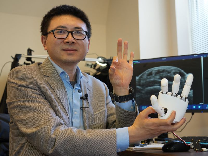 MIT researchers use AI to convert hand gestures into data for training robots