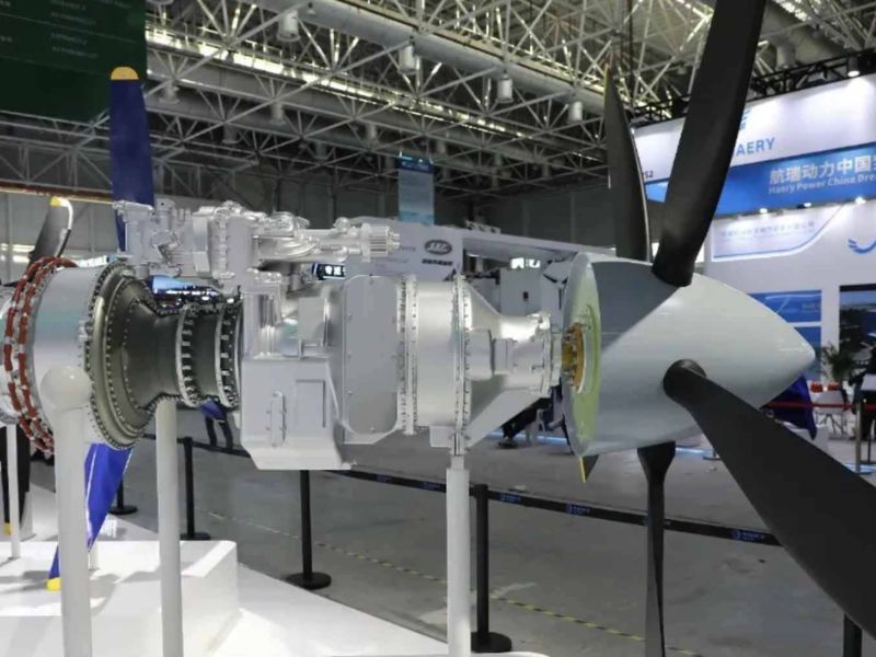 China tests an 8-ton hydrogen cargo plane, advancing clean heavy-lift aviation While many countries still face oil supply disruptions, China has pursued a different aviation path. On April 4, 2026, an unmanned 16,500-pound cargo aircraft took off from Zhuzhou, Hunan, powered by the AEP100—a megawatt-class hydrogen turboprop engine developed by the Aero Engine Corporation of China.