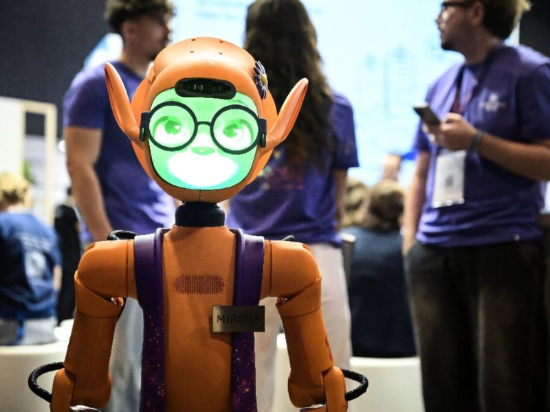 European robotics startups compete with major Chinese industry players Humanoid robots capable of tasks ranging from harvesting grapes to greeting visitors appeared prominently at France’s Vivatech trade fair this week, as European companies seek to develop niche capabilities beyond the reach of dominant Chinese tech giants.